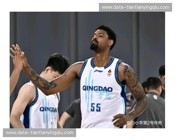西北烈酒撞上胶州海风：新疆VS青岛，这场CBA巅峰对垒究竟藏了多少野心？
